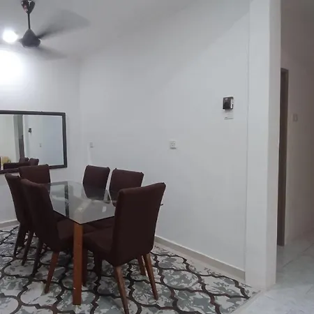 Homestay Anggerik 56 Saujana Utama Sungai Buloh Bagian luar foto