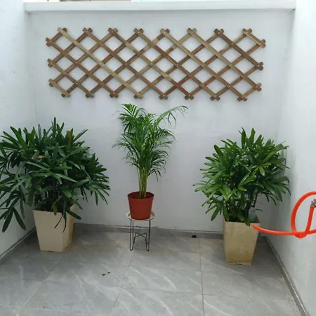 Homestay Anggerik 56 Saujana Utama Sungai Buloh Bagian luar foto