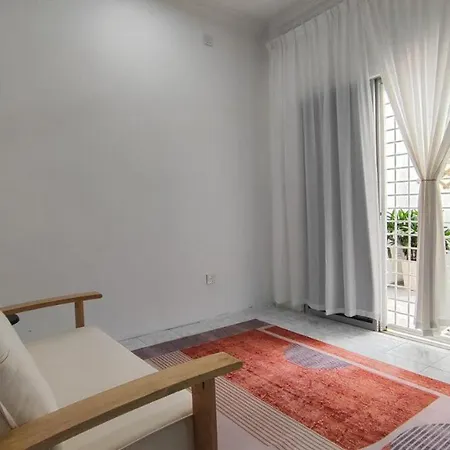 Homestay Anggerik 56 Saujana Utama Sungai Buloh Bagian luar foto